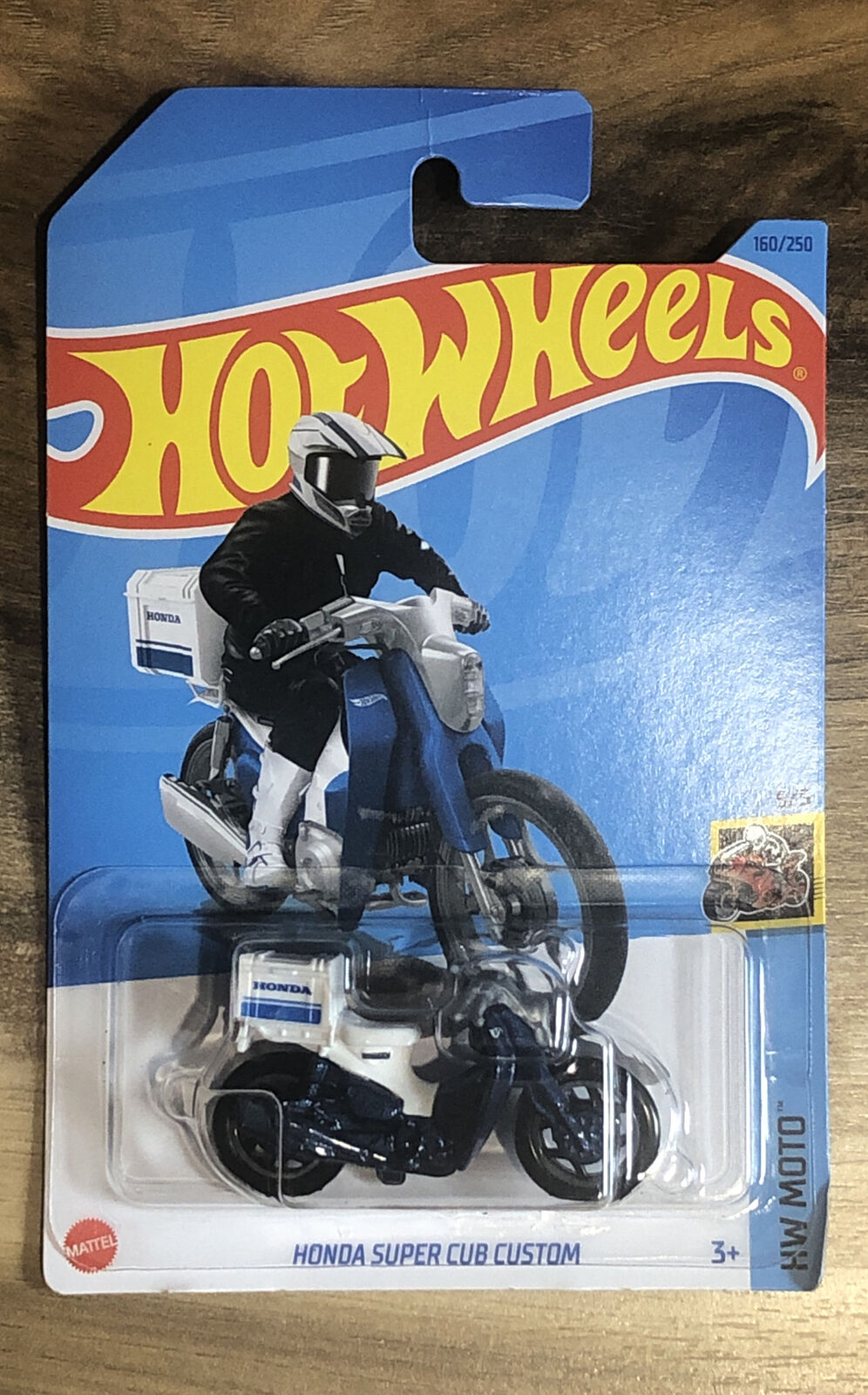 Hot Wheels US Basic Car 2023 - Q Case