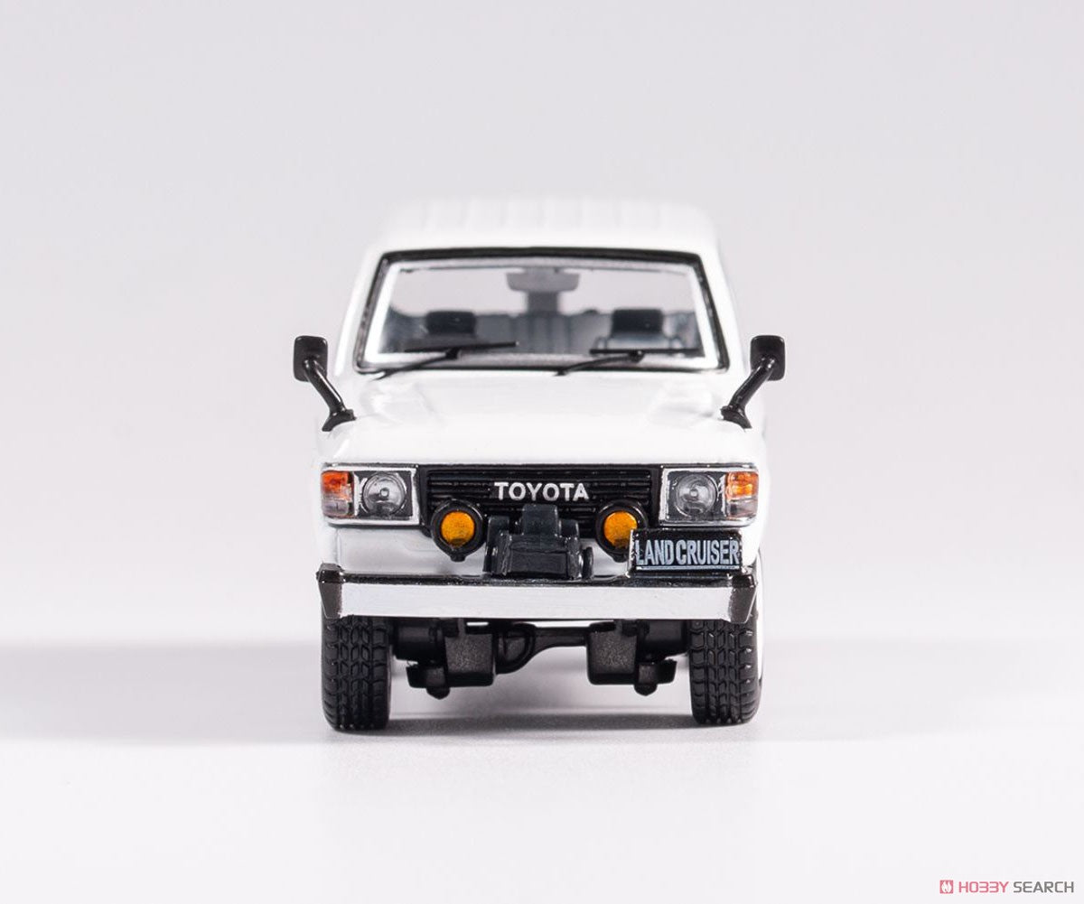 GCD 1:64 Toyota Land Cruiser LC60 60 Series White