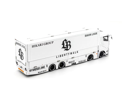 GCD 1:64 Liberty Walk LB-Trucks Mitsubishi Fuso Super Great Transporter Sakon Logix – White