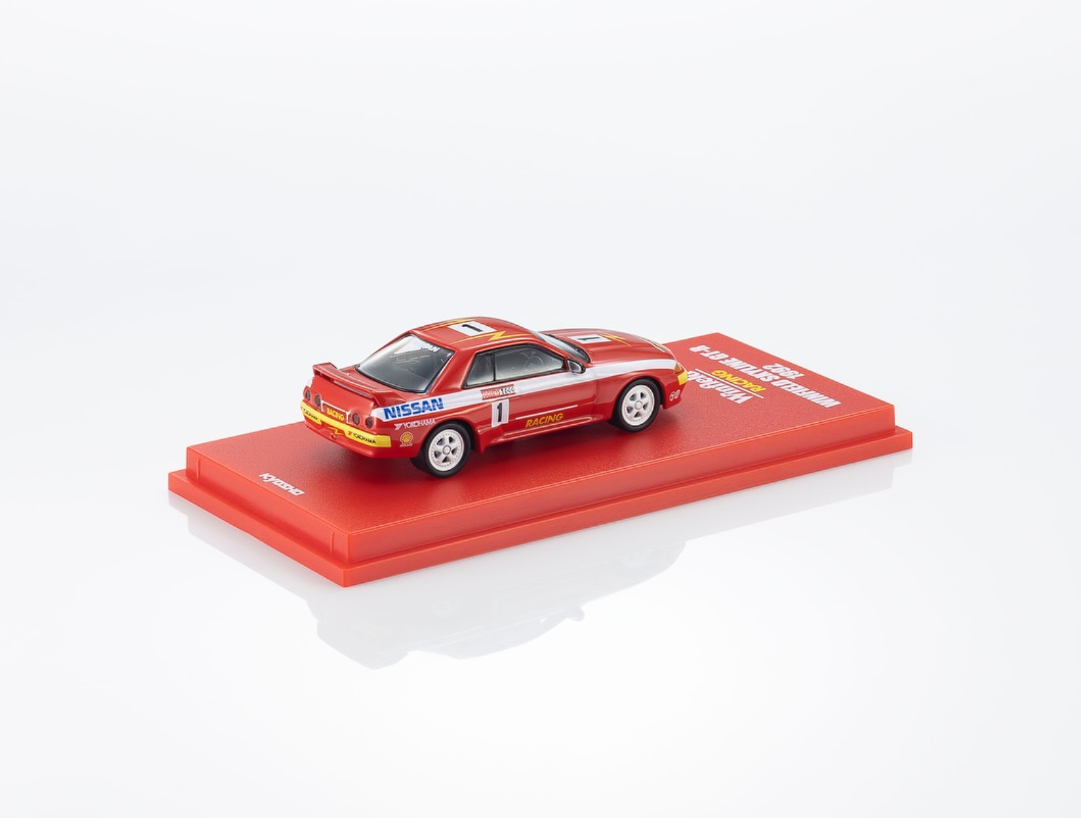 Kyosho 1:64 Nissan Skyline GT-R R32 Winfield Racing 1992