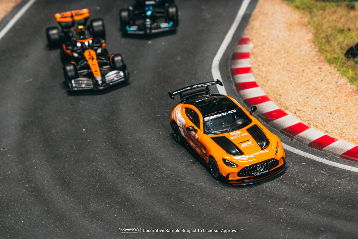 Tarmac Works Mercedes-AMG GT Black Series British GP 2025 Safety Car 1:64 — supplier product image