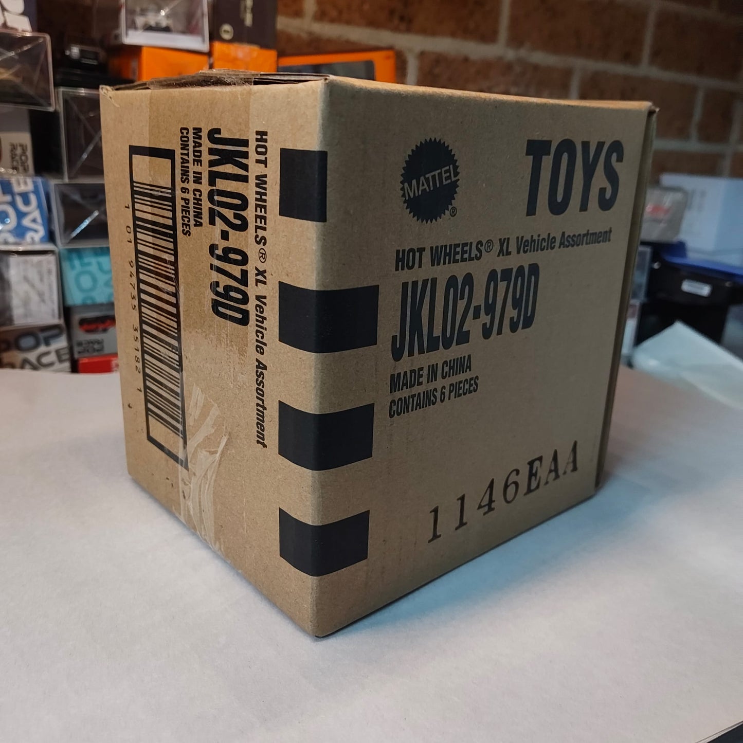 Hot Wheels XL Vehicles 1:43 Scale 2026 Mix 4D Case of 6
