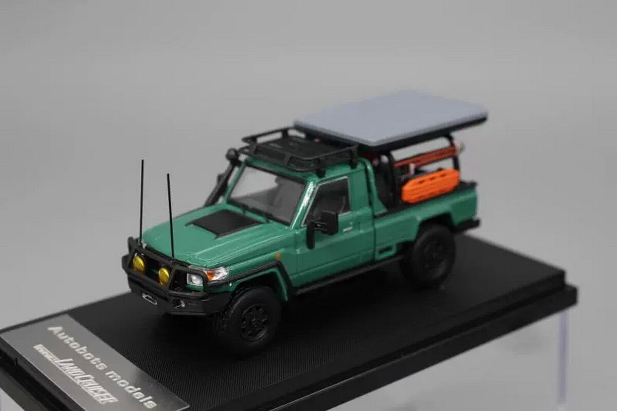 Autobots Models Toyota Land Cruiser 79 Series 1:64 Scale Diecast Model