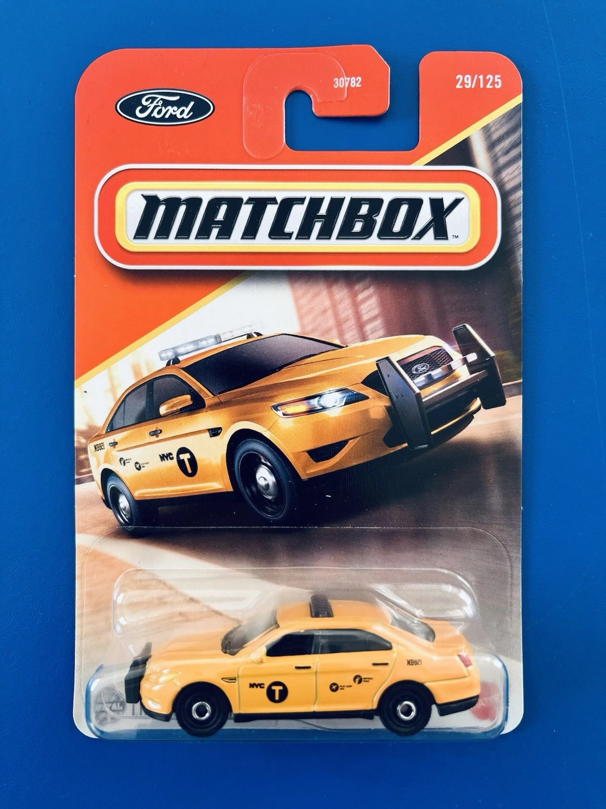 Matchbox Car Collection 2025 Mix 8H Vehicles Long Card
